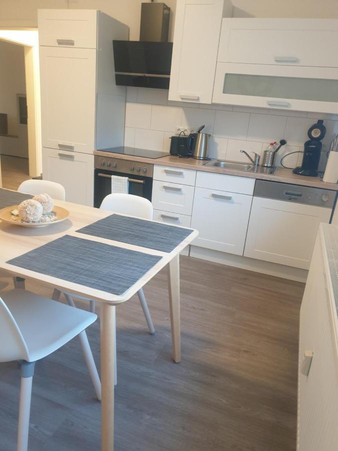 City Apartment เกลเซนเคียร์เคน ภายนอก รูปภาพ